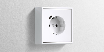 Erweiterter Anschlussraum für die Nachrüstung bei Elektro-Service-Kundler in Pyrbaum