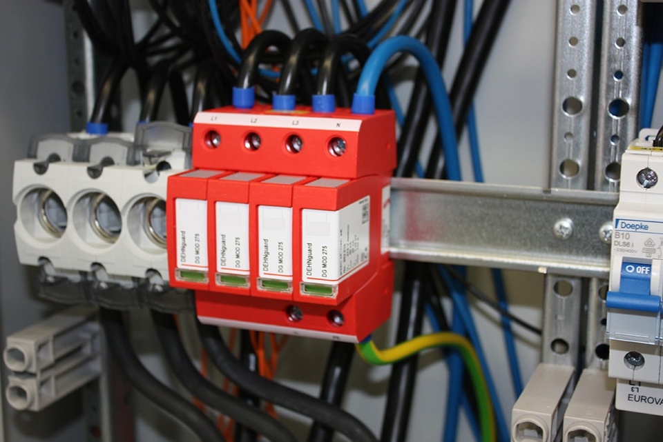 U berspannungsschutz bei Elektro-Service-Kundler in Pyrbaum